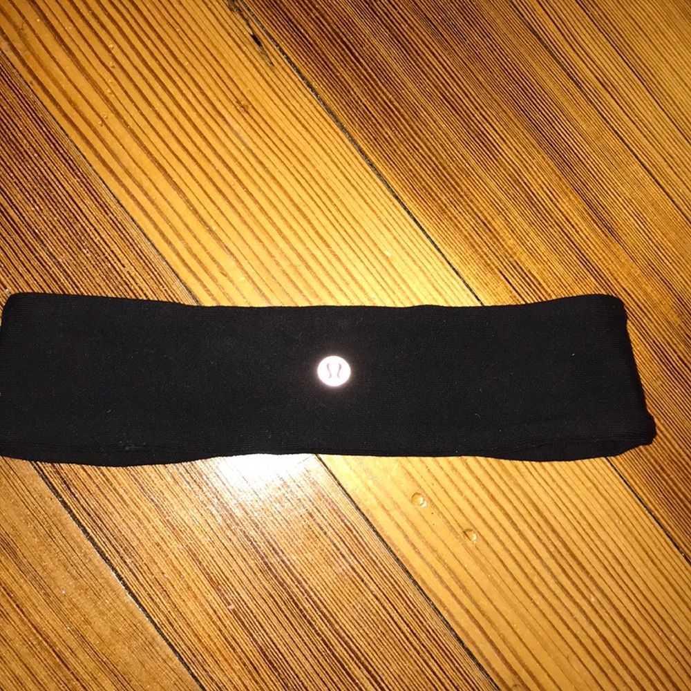 black lulu headband
